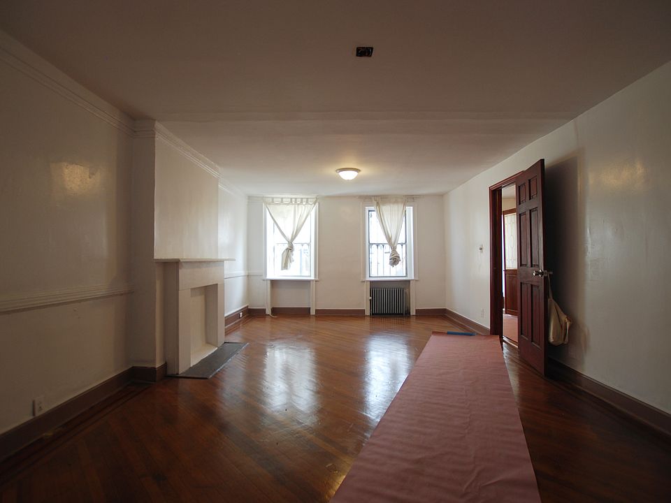 1st image of 1478 Bedford Ave