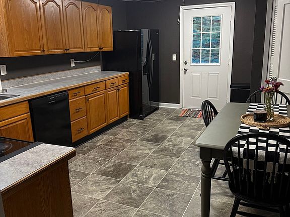 4th image of 948A Cheatham Rd