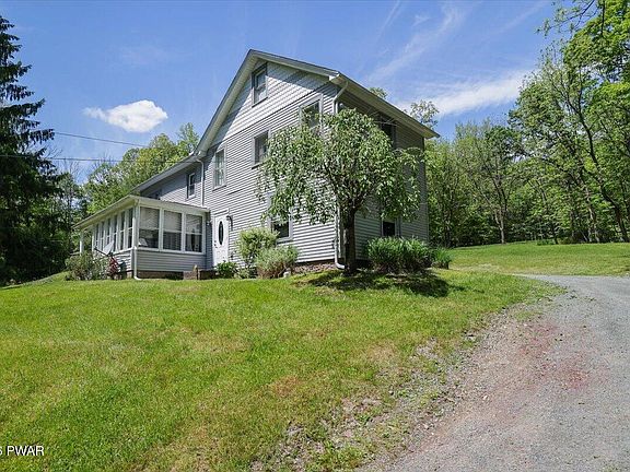 3rd image of 327 Garfield Ave