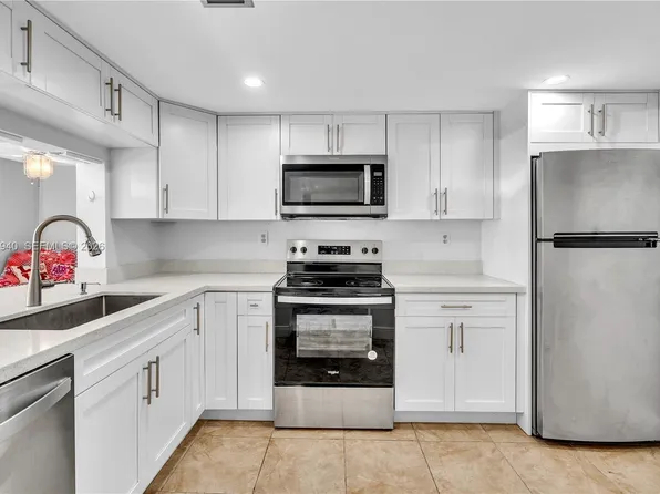 3252 Foxcroft Rd APT 102, Miramar, FL 33025