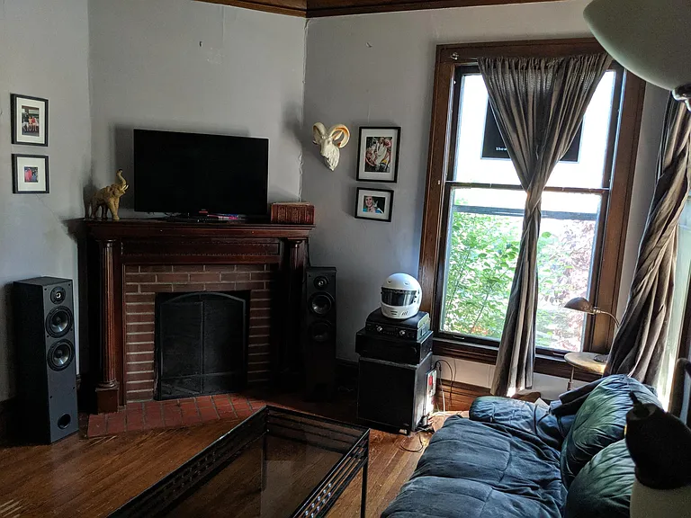 3255 Holmes Ave S #1 — Photo 2