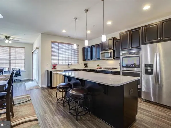 8482 Hedwig Ln, Frederick, MD 21704