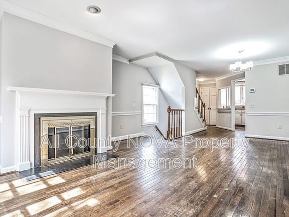 2nd image of 1203 Michigan Ct