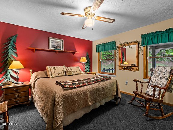 30th image of 1043 Reagan Springs Rd