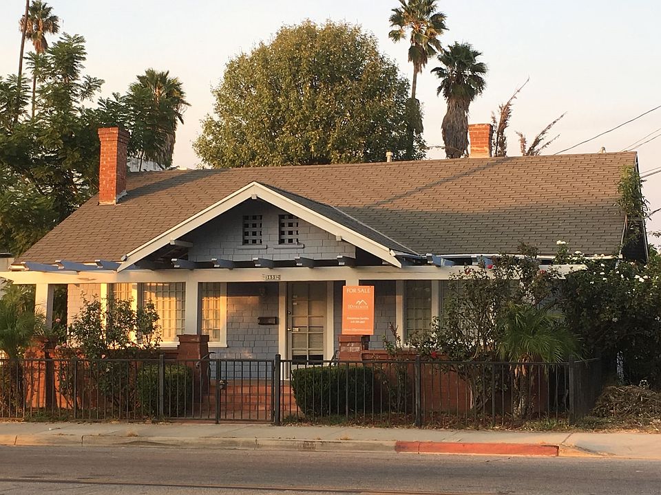 2nd image of 3651 3rd St