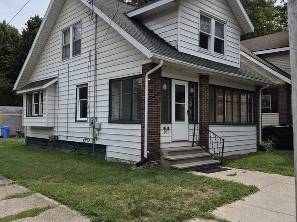 601 Lathrop St, Lansing, MI 48912