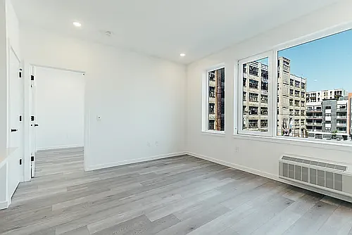 130 Monitor Street — Photo 14