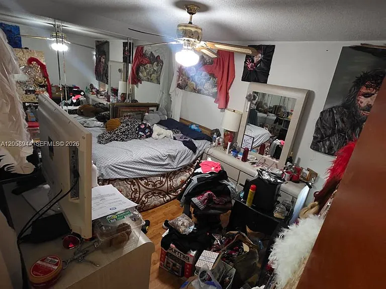 421 SW 87th Ct #0 — Photo 8