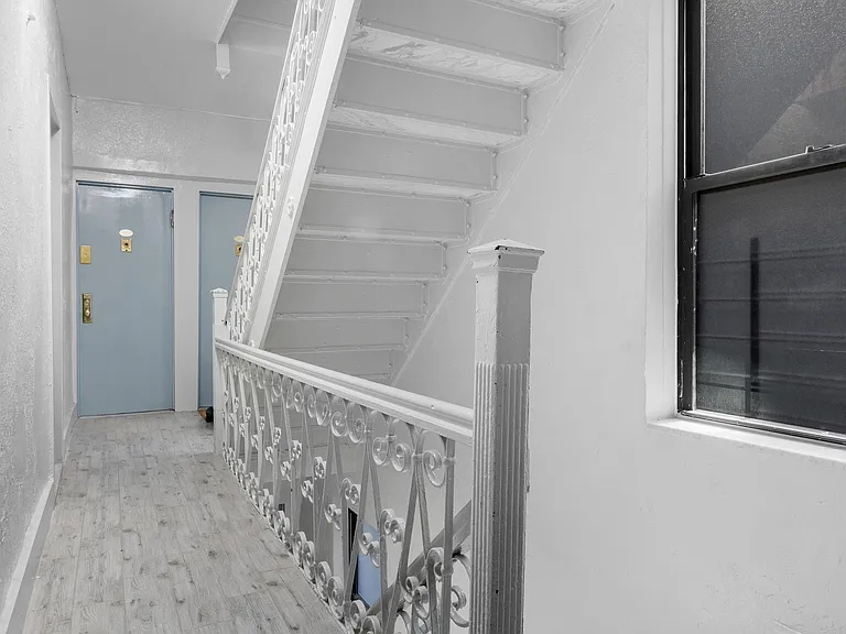 429 E 65th St #7 — Photo 7