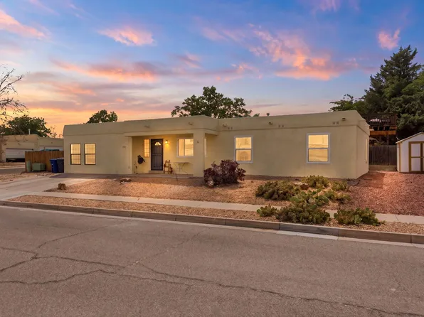 2809 El Tesoro Escondido NW, Albuquerque, NM 87120