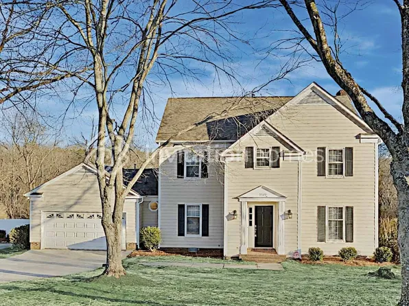 9629 Stoney Hill Ln, Charlotte, NC 28277