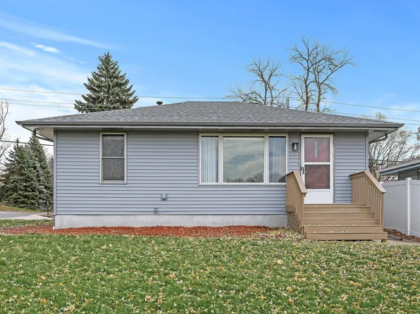 1820 Mendelssohn Ave N, Golden Valley, MN 55427