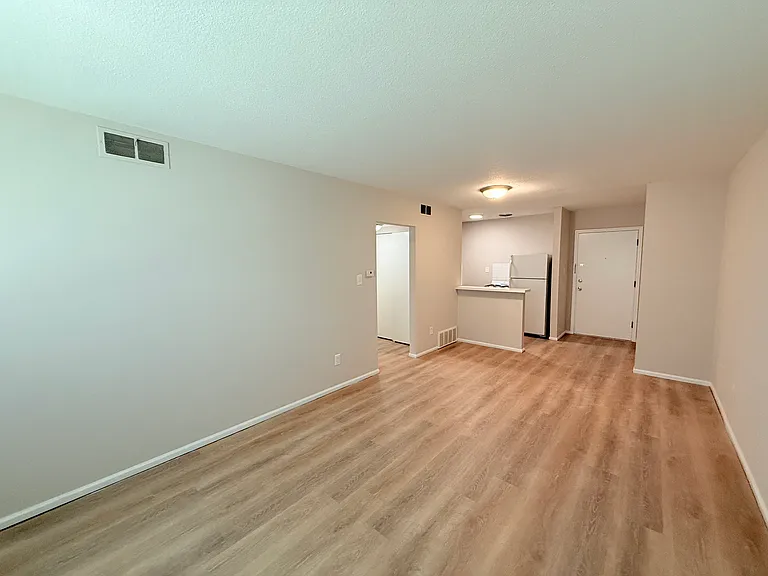 7323 Hoover Ave — Photo 4