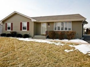 2611 John Bourg Dr, Plainfield, IL