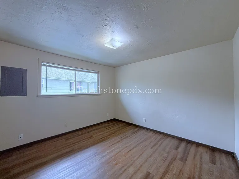 403 S Ivy St — Photo 17