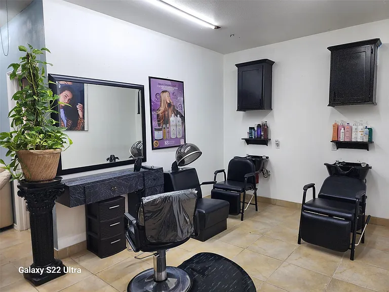 410 Rosamond St #A — Photo 9
