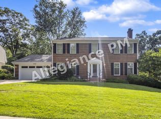 2206 Fort Ward Pl, Alexandria, VA 22304