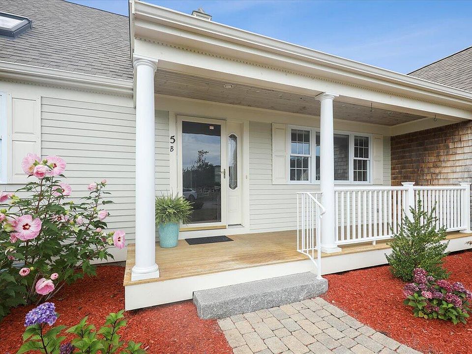 110 Altons Ln East Falmouth MA Zillow