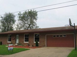 112 Glendale Dr, Burlington, IA 52601