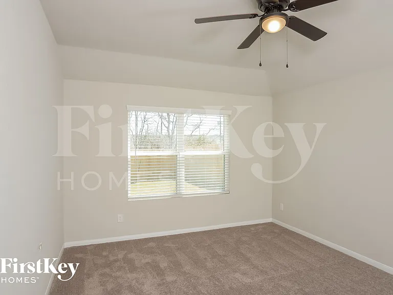 1818 Morse Way — Photo 7
