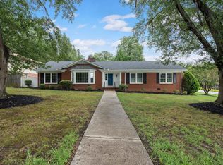 133 Rollingreen Rd, Greenville, SC 29615