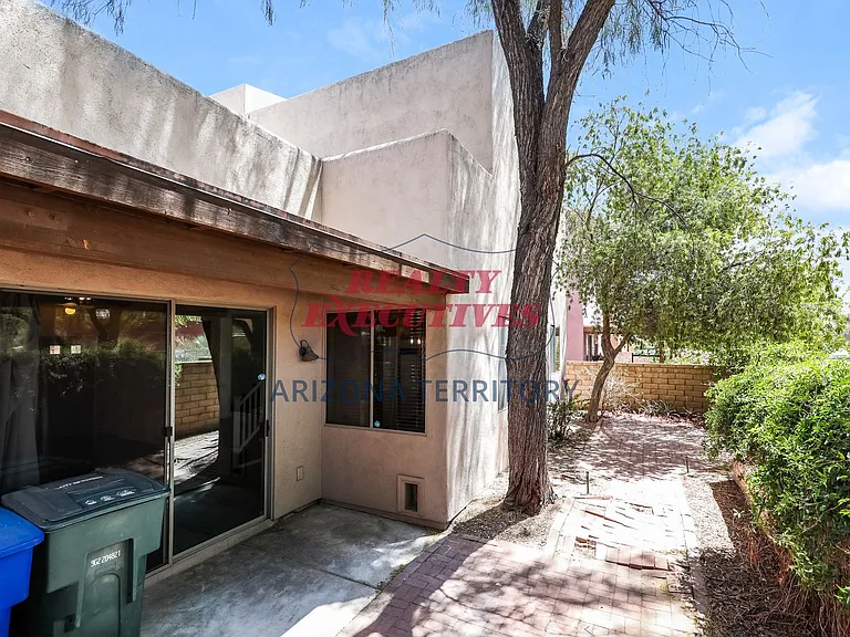 5304 E Calle Vista De Colores — Photo 5