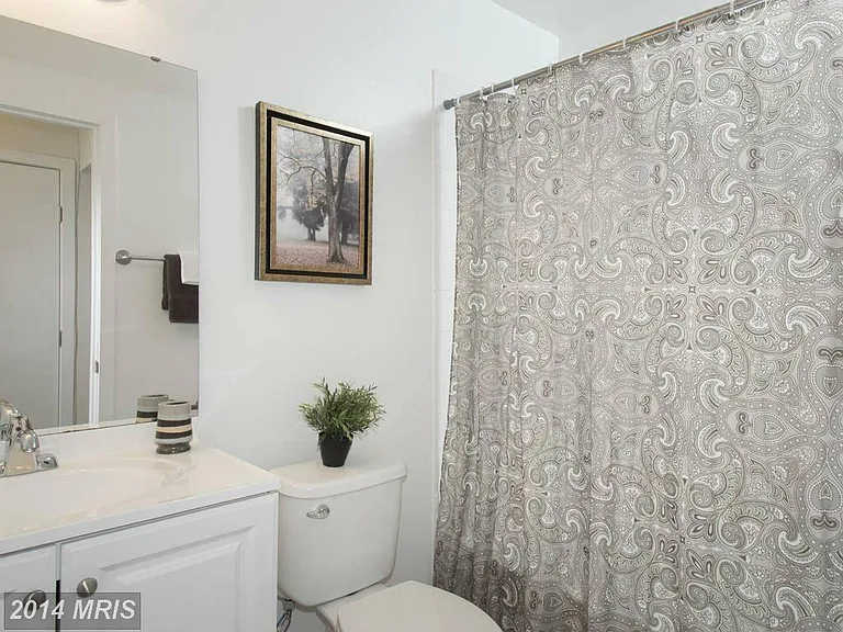 1624 5th St NW #B — Photo 16