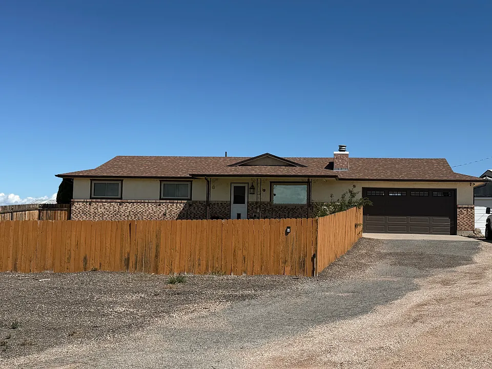 1330 32nd Ln