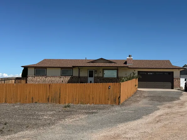 1330 32nd Ln, Pueblo, CO 81006