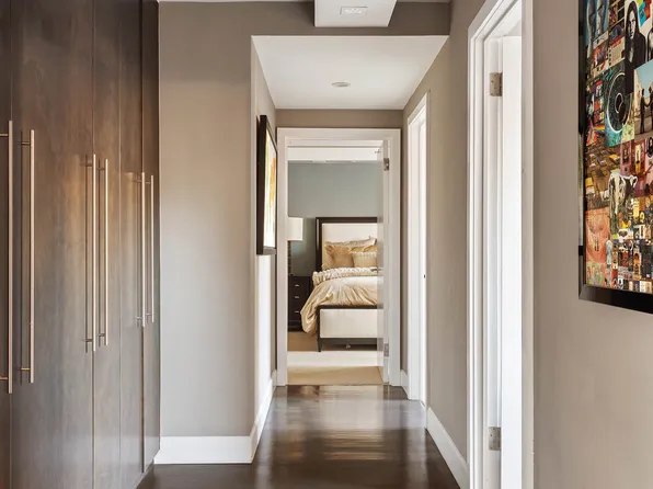 130 East 18th Street image 10 of 11