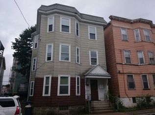 4 Buttonwood St, Dorchester, MA 02125