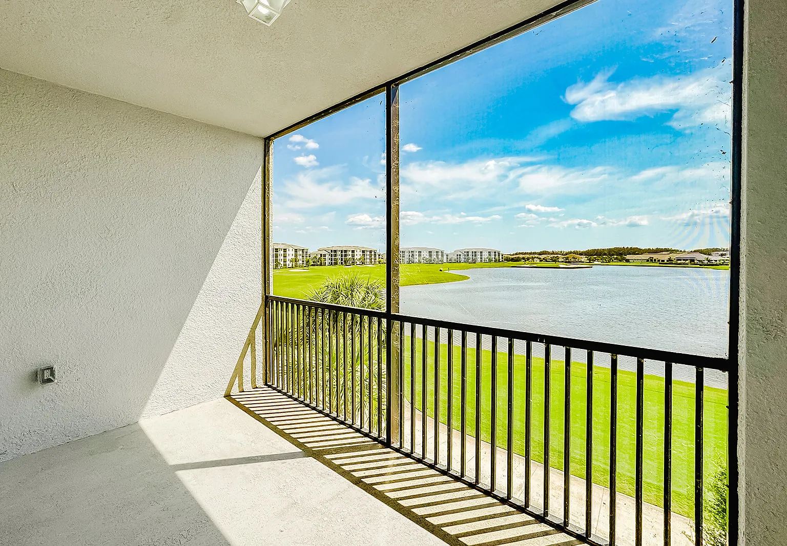 5583 Double Eagle Circle #4135 - The National - Castro — Photo 4