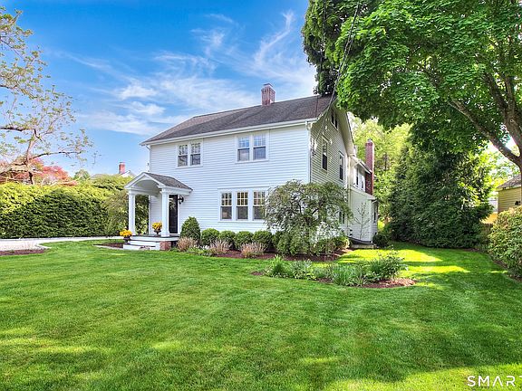 3rd image of 24 Washington Avenue