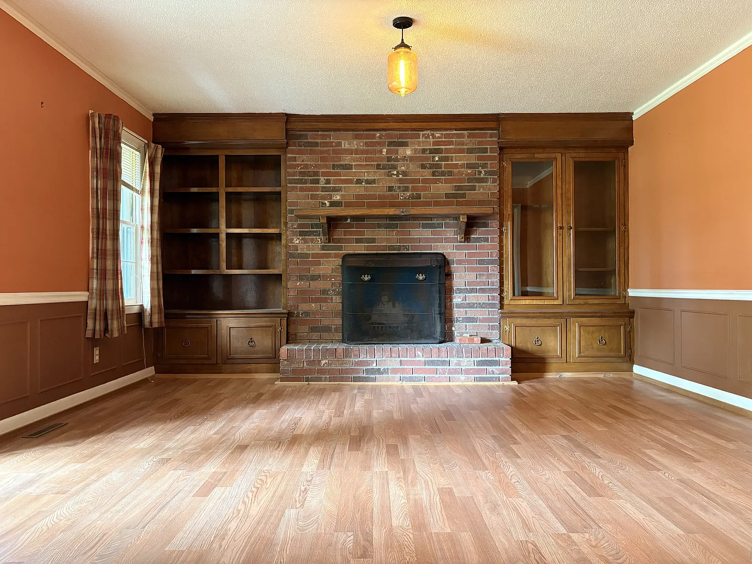 512 E. Moore Street - 1 — Photo 3