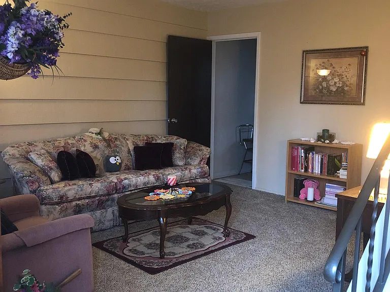 4078 Genevieve Blvd — Photo 11