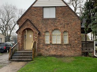 872 Spence St, Pontiac, MI 48340