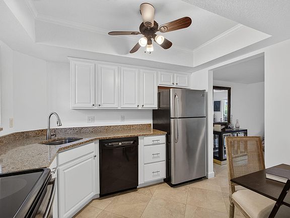 3rd image of 18081 Country Club Dr #9-83