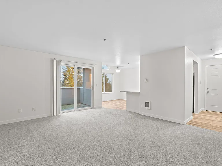 Spacious 2x2 Apartment Homes in Central Tacoma! — Photo 53
