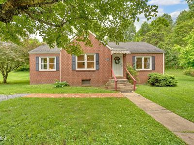 8836 Bristol Hwy, Hiltons, VA, 24258