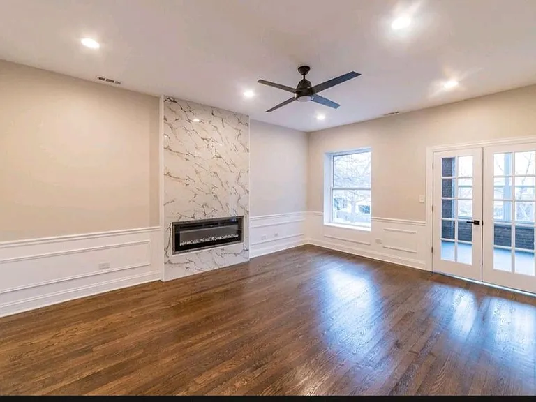 5826 S Michigan Ave #2 — Photo 4