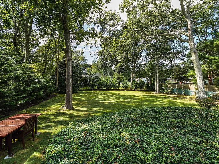 Country Club Rd — Photo 30