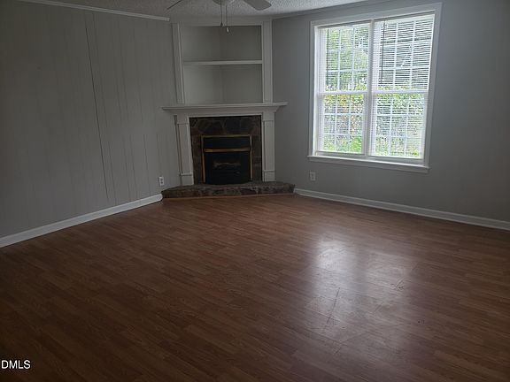 4th image of 306 S Moore St