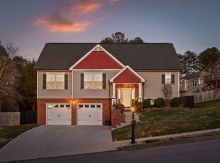 8574 Booth Bay Dr, Hixson, TN 37343