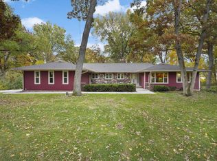 2945 Wyndwood Way, Sun Prairie, WI 53590
