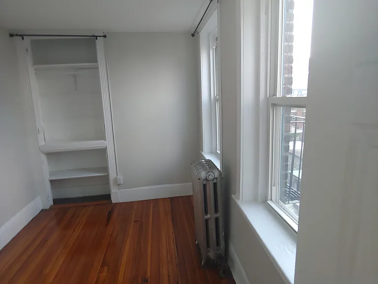 70 Joy St #10 — Photo 12