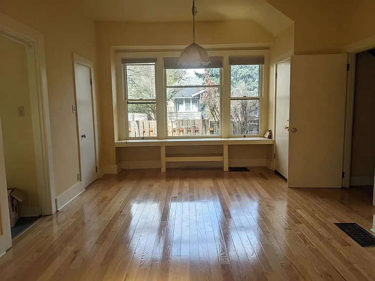 SE 41st Ave — Photo 1