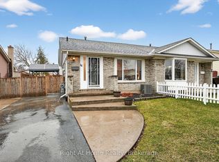16 Dundee Dr, Saint Catharines, ON L2P3T1