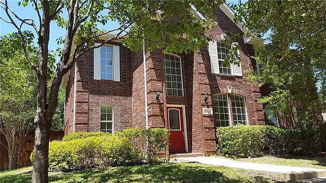 1st image of 2221 Amy Ln