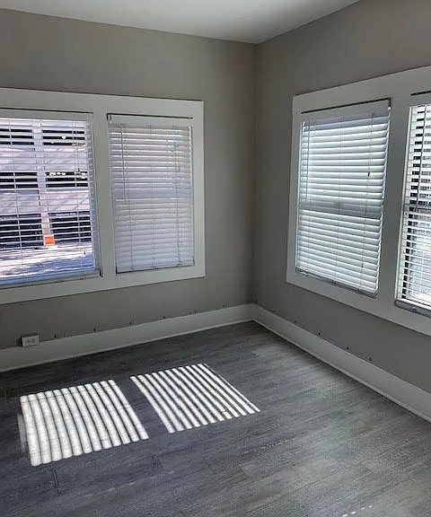 Euclid Square Apts — Photo 10