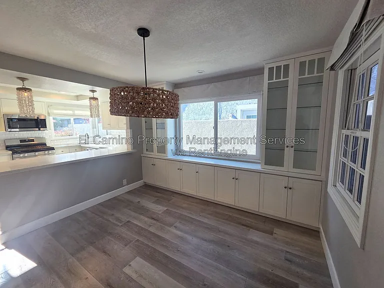 1728 Lake St — Photo 25